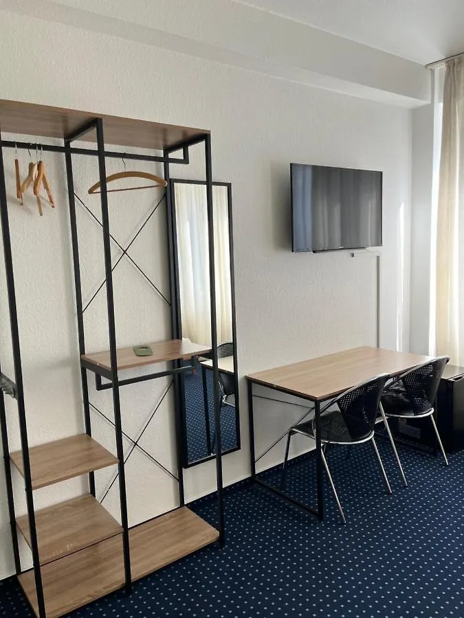 Hotel Schwarzer Baer Hannover 3*,  Germany